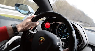 A 300 Km/h con una Lamborghini Aventador (VIDEO)