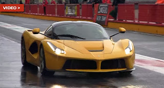 Una Ferrari LaFerrari gialla al Mugello (VIDEO)