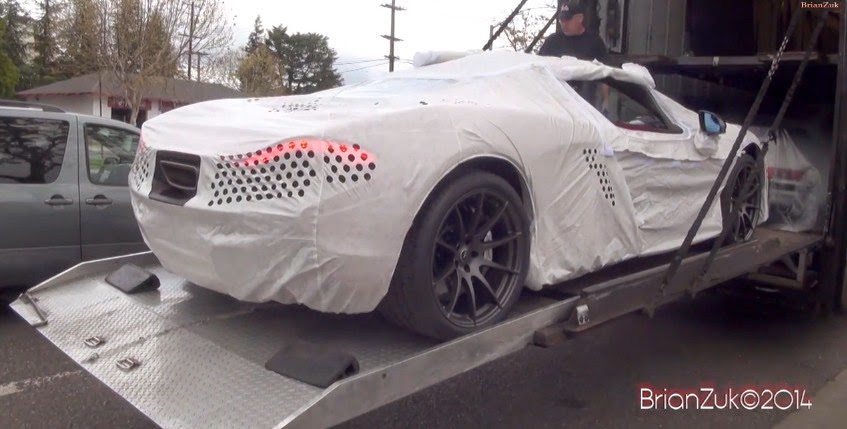 La consegna di una McLaren P1 (VIDEO)