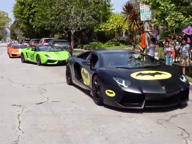 Una parata di Lamborghini per un bimbo di 7 anni (VIDEO)