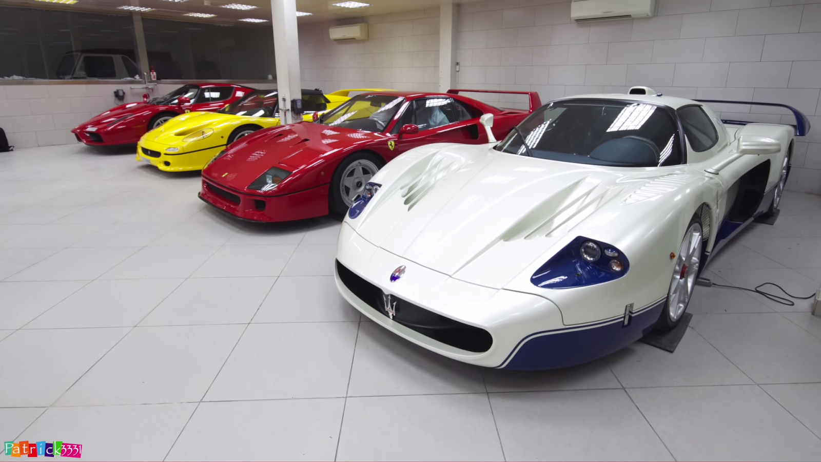 Una splendida collezione d’auto a Dubai (VIDEO)