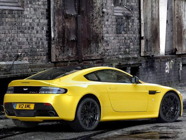 Aston Martin perde 10’000 $ ogni auto venduta