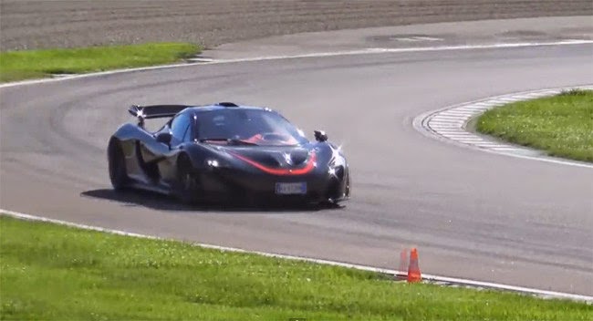 Una McLaren P1 sul circuito della Ferrari (VIDEO)